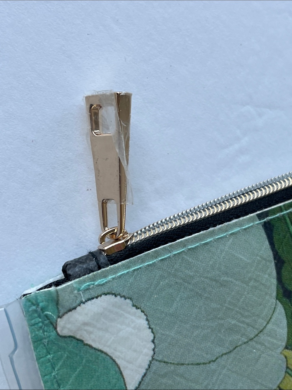 Marc Jacobs Runway Spring 2020 Clutch Zip Pouch - Picture 12 of 16